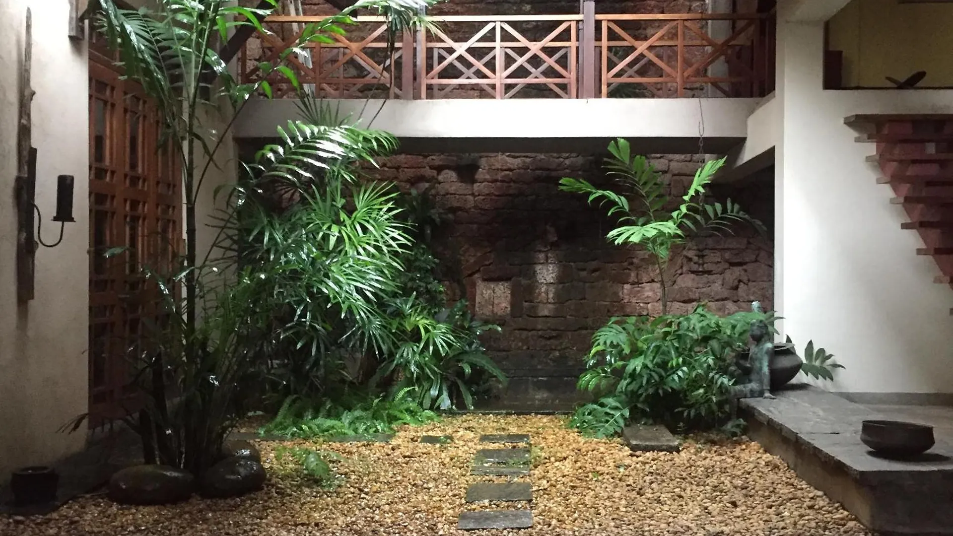 Highbury Colombo Apartment Homestay
