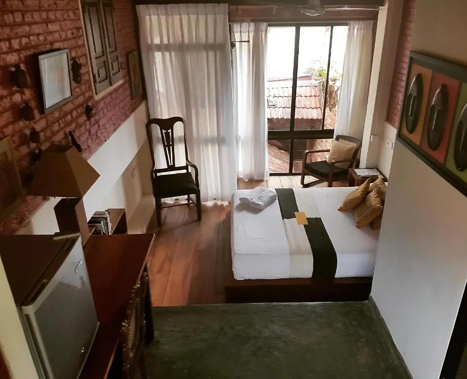 Highbury Colombo Apartment Homestay