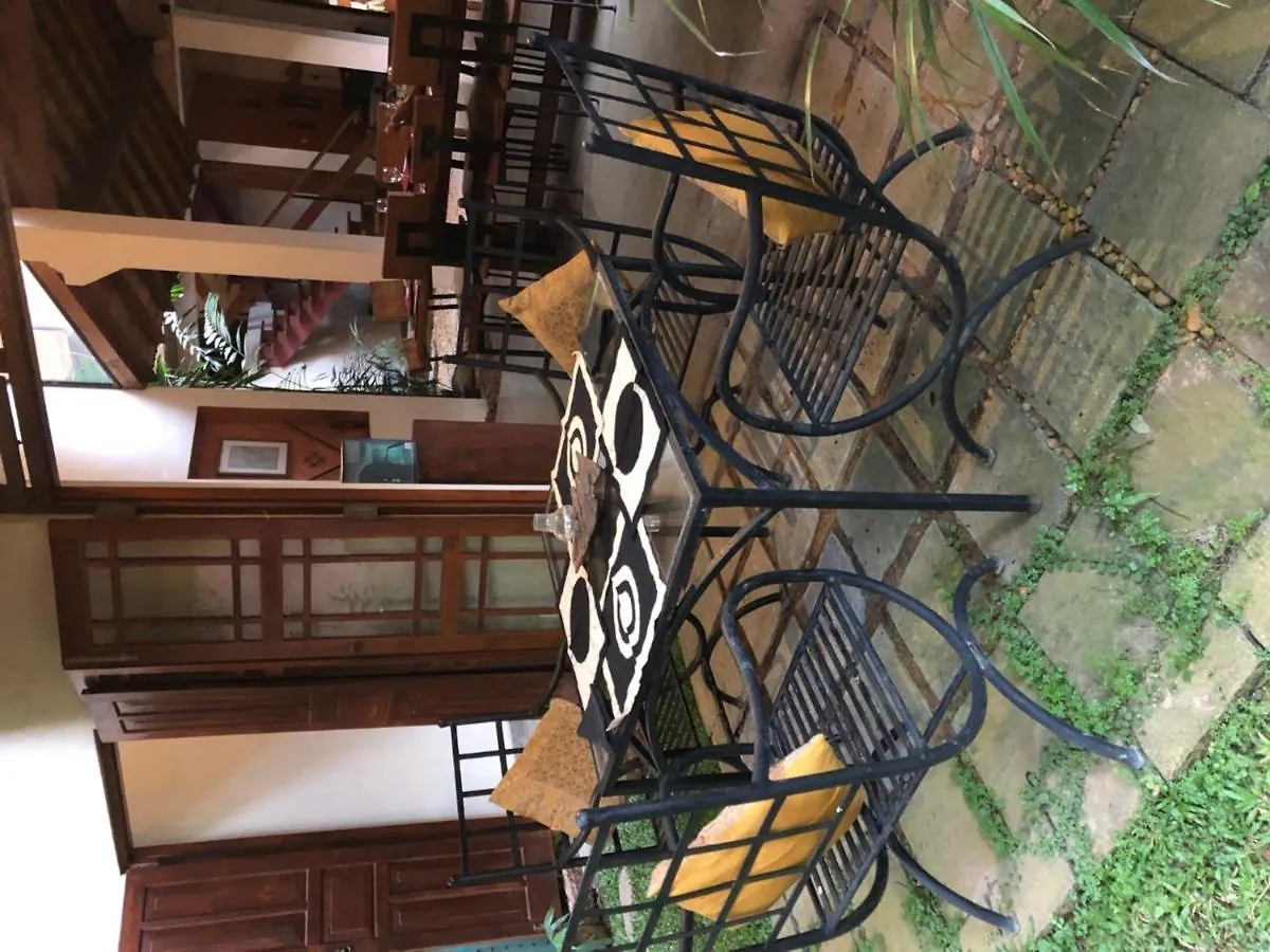 Highbury Colombo Apartment Homestay