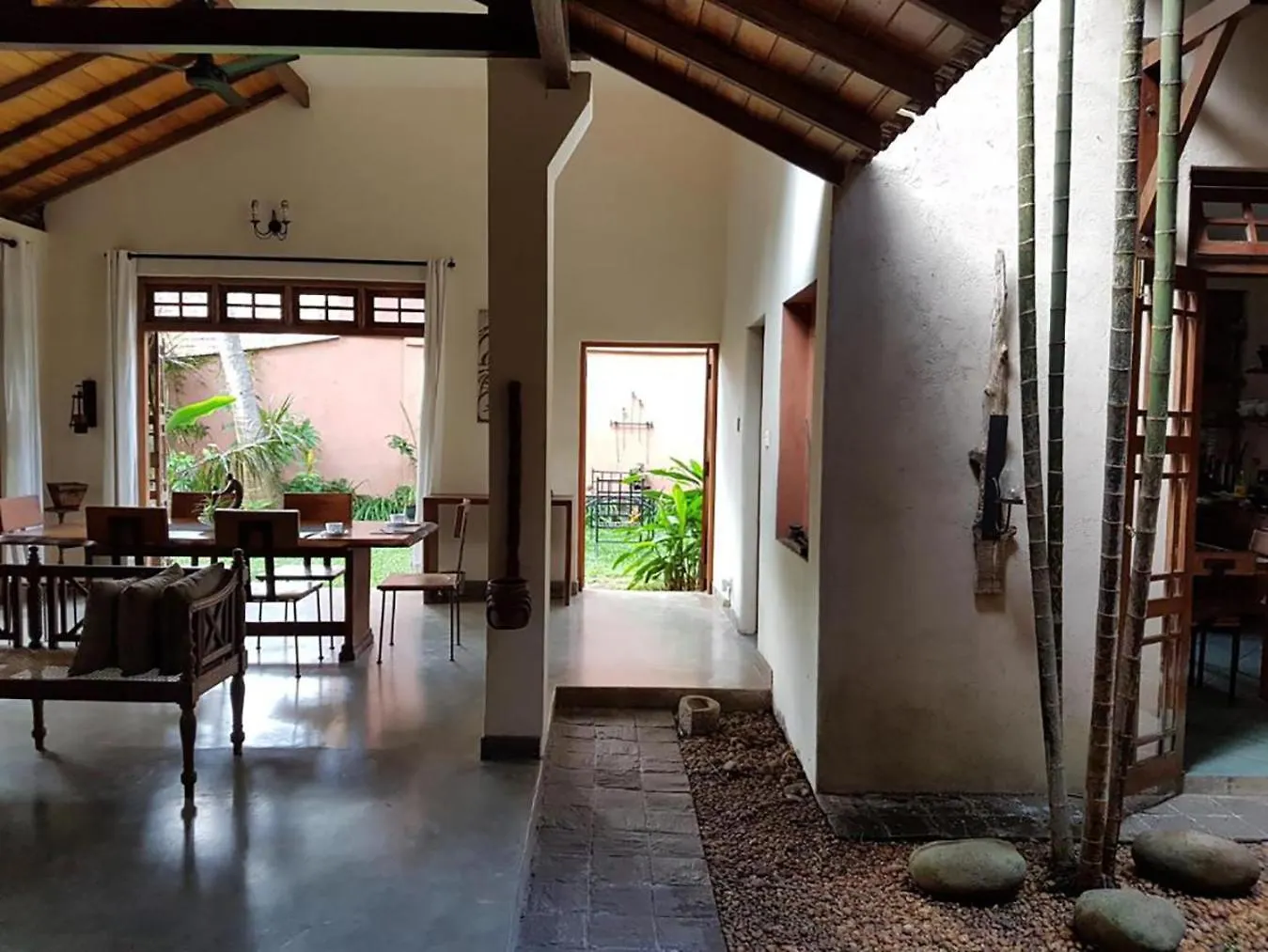 Highbury Colombo Apartment Homestay