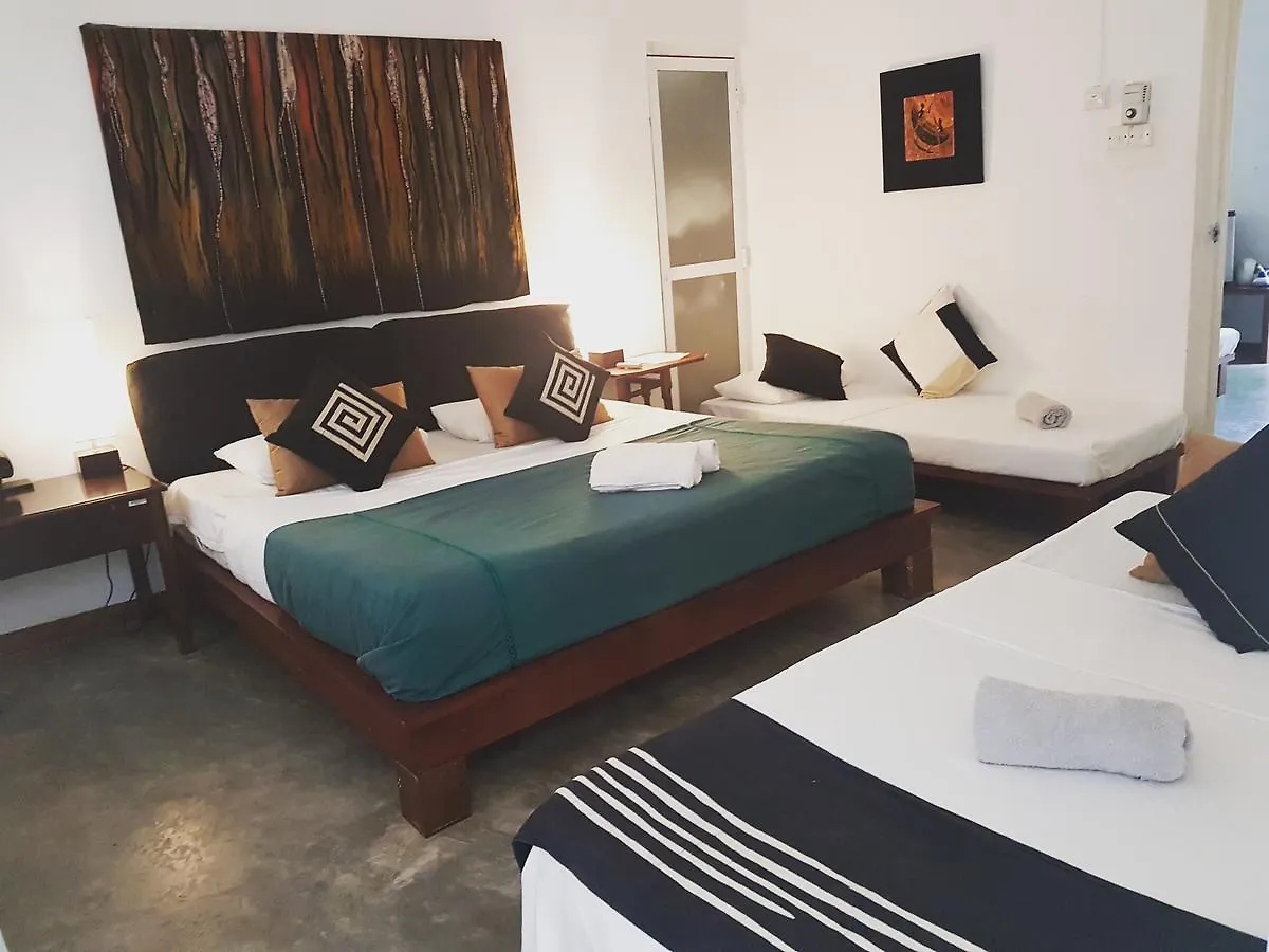 Highbury Colombo Apartment Homestay